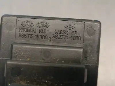 Peça sobressalente para automóvel em segunda mão botão / interruptor elevador vidro dianteiro direito por kia pro cee'd (ed) 2.0 crdi 140 referências oem iam 935751h100  935751h100