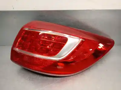 Peça sobressalente para automóvel em segunda mão farolim traseiro direito por kia sportage iii (sl) 1.6 gdi referências oem iam 924023w010