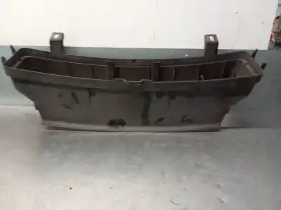 Peça sobressalente para automóvel em segunda mão grade do radiador dianteiro por bmw 1 (e87) 118 d referências oem iam 51747189264  51747189264