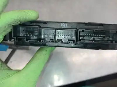 Pezzo di ricambio per auto di seconda mano motore alzacristalli anteriore sinistro per audi a4 b6 (8e2) 1.9 tdi riferimenti oem iam 9700105990 105840103 siemens 8e1959801h