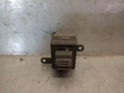 Pièce détachée automobile d'occasion commande de lève vitre avant droit pour chrysler voyager / grand voyager iii (gs_, ns_) 2.5 td références oem iam 4685435