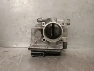 Pièce détachée automobile d'occasion boitier de papillon pour mazda 6 hatchback (gh) 2.2 mzr-cd (gh10) références oem iam r2aa136b0
