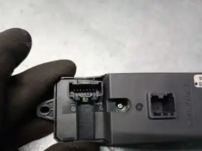 Second-hand car spare part left front power window switch for mazda 6 hatchback (gg) 2.3 (gg3s) oem iam references gp9a66350  gp9a66350