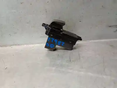 Second-hand car spare part right front power window switch for mazda 6 hatchback (gg) 2.3 (gg3s) oem iam references gp9a66370  gp9a66370