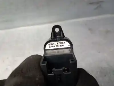 Second-hand car spare part right front power window switch for mazda 6 hatchback (gg) 2.3 (gg3s) oem iam references gp9a66370  gp9a66370