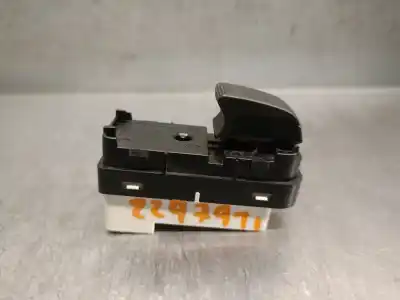 Peça sobressalente para automóvel em segunda mão botão / interruptor elevador vidro traseiro esquerdo por mazda 5 (cr19) 2.0 cd (cr19) referências oem iam cc5166380a  cc5166380a