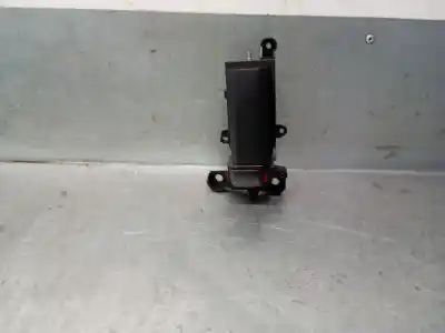 Pezzo di ricambio per auto di seconda mano maniglia interna posteriore destra per mazda 5 (cr19) 2.0 cd (cr19) riferimenti oem iam c23572330b02