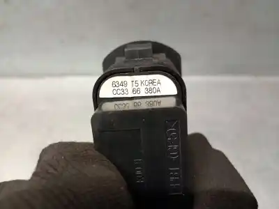 Peça sobressalente para automóvel em segunda mão botão / interruptor elevador vidro traseiro direito por mazda 5 (cr19) 2.0 cd (cr19) referências oem iam cc3366380a  cc3366380a