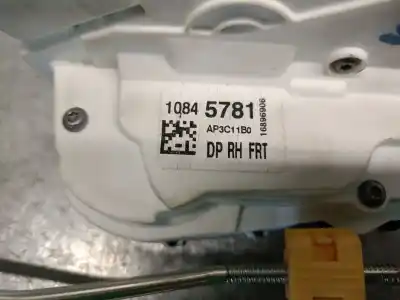 Автозапчасти б/у замок передней правой двери за mg rover mg zs suv 1.5 vti ссылки oem iam 10845781  