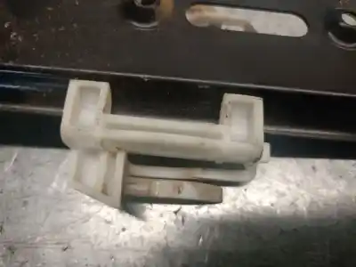 Second-hand car spare part passenger side right window regulator for bmw x3 (e83) 2.0 d oem iam references 69259641  51333448250