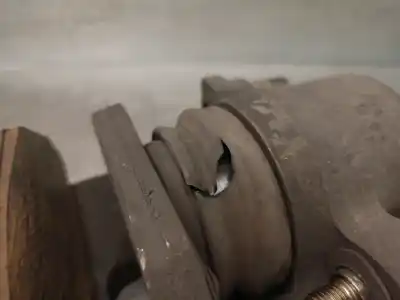 Peça sobressalente para automóvel em segunda mão pinça de travão dianteira direita por audi a3 (8p1) 1.9 tdi referências oem iam 1k0615124d  1k0615124d