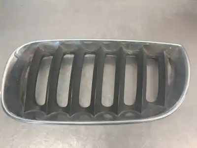 Second-hand car spare part front grille for bmw x3 (e83) 2.0 d oem iam references 51133402909  51133402909