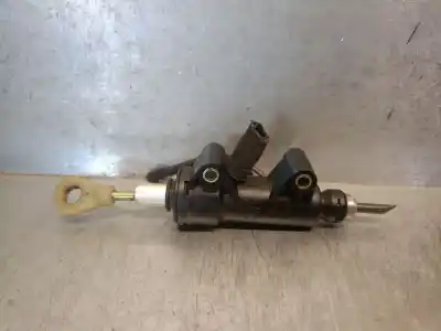 Peça sobressalente para automóvel em segunda mão bomba de embreagem por bmw x3 (e83) 2.0 d referências oem iam 21526758822  21526773670