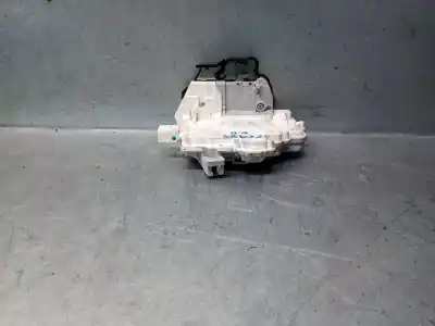 Автозапчастина б/у замок передній праві двері для audi a3 (8p1) 1.9 tdi посилання на oem iam 4f1837016  4f1837016