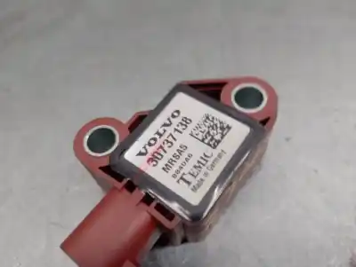 Peça sobressalente para automóvel em segunda mão sensor por volvo v50 (545) 2.0 d referências oem iam 30737138  