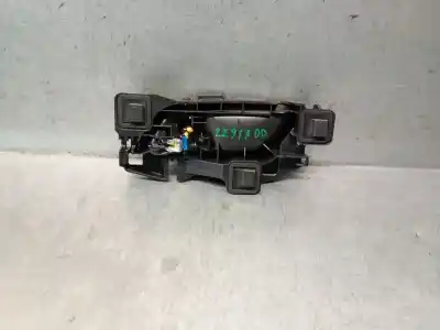 Автозапчасти б/у внутри передней правой ручки за opel corsa f 1.2 (68) ссылки oem iam 39198475  