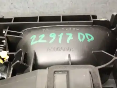 Автозапчасти б/у внутри передней правой ручки за opel corsa f 1.2 (68) ссылки oem iam 39198475  