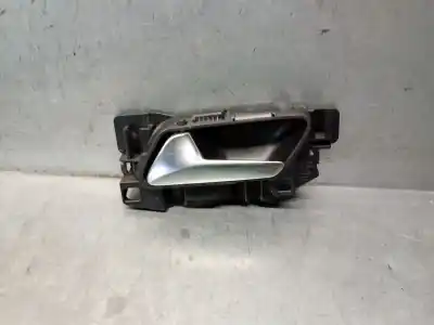 Recambio de automóvil de segunda mano de MANETA INTERIOR DELANTERA IZQUIERDA para OPEL CORSA F 1.2 (68) referencias OEM IAM 39198474  