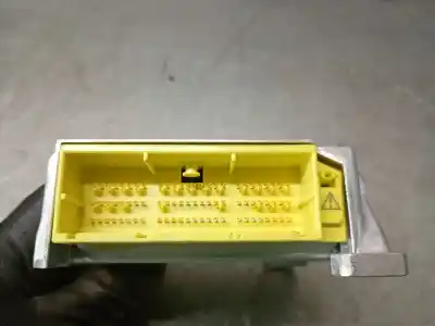 Автозапчастина б/у блок управління подушками безпеки для toyota yaris (_p13_) 1.5 hybrid (nhp130_) посилання на oem iam 891700dc70  