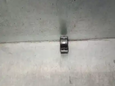 Автозапчасти б/у ВЫКЛЮЧАТЕЛЬ ПЕРЕДНЕГО ПРАВОГО ОКНА за OPEL CORSA F  ссылки OEM IAM 98044803ZD  