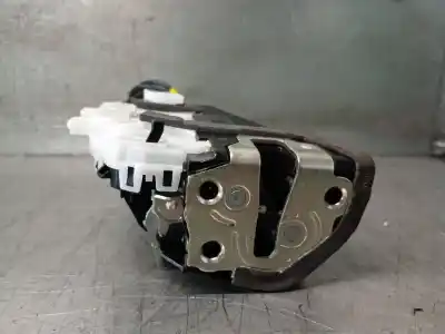 Автозапчасти б/у замок задней правой двери за toyota yaris (_p13_) 1.5 hybrid (nhp130_) ссылки oem iam 690500d310  690500d310