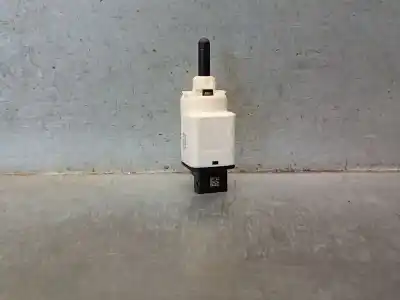 Second-hand car spare part sensor for opel corsa f 1.2 (68) oem iam references 9813503180