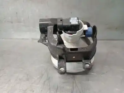 Автозапчасти б/у правая противотуманная фара за toyota yaris (_p13_) 1.5 hybrid (nhp130_) ссылки oem iam 8121002110 90008490 valeo 8121002110