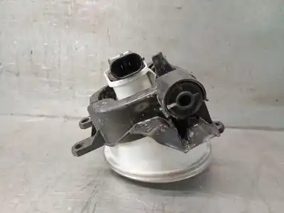 Автозапчасти б/у левая противотуманная фара за toyota yaris (_p13_) 1.5 hybrid (nhp130_) ссылки oem iam 8122002110 90008497 valeo 8122002110