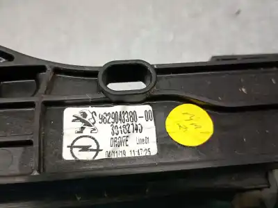 Second-hand car spare part passenger side right window regulator for opel corsa f 1.2 (68) oem iam references 9829043380  