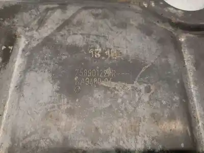 Peça sobressalente para automóvel em segunda mão cobertura / proteção do motor por dacia duster (hs_) 1.5 dci (hsaj) referências oem iam 758901227r  758901227r