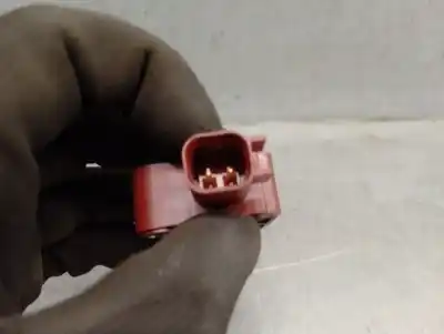 Peça sobressalente para automóvel em segunda mão sensor por volvo v50 (545) 2.0 d referências oem iam 30737138  