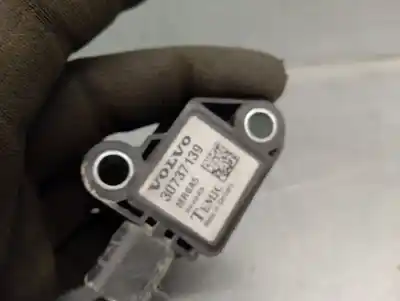 Peça sobressalente para automóvel em segunda mão sensor por volvo v50 (545) 2.0 d referências oem iam 30737139  