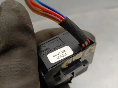 Second-hand car spare part switch for volvo v50 (545) 2.0 d oem iam references 8691530  8691530