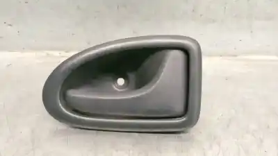 Peça sobressalente para automóvel em segunda mão puxador interior traseiro esquerdo por renault clio ii (bb_, cb_) 1.2 16v (bb05, bb0w, bb11, bb27, bb2t, bb2u, bb2v, cb05,... referências oem iam 7700423888