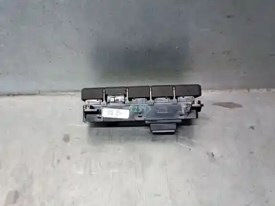 Second-hand car spare part switch for hyundai i20 iii (bc3, bi3) 1.0 t-gdi hybrid 48v oem iam references 93300q0210  