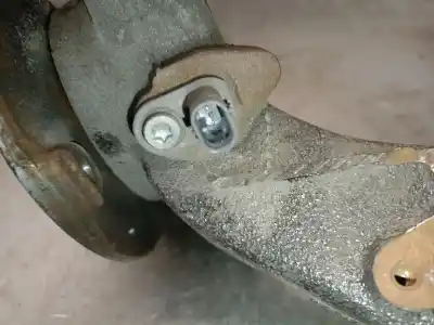 Автозапчасти б/у передняя правая кулачка за opel corsa f 1.2 (68) ссылки oem iam hm05  hm05