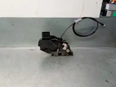 Peça sobressalente para automóvel em segunda mão fechadura da porta dianteira direita por volvo c30 (533) 1.8 referências oem iam 30753664  31253662