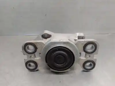 Second-hand car spare part engine support for land rover range rover evoque (l538) 2.0 d 4x4 oem iam references 8g9n6l063fb  lr039527