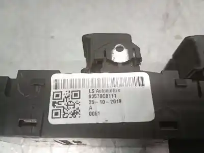 Second-hand car spare part left front power window switch for hyundai i20 ii (gb, ib) 1.0 t-gdi oem iam references 93570c8111  93570c81114x