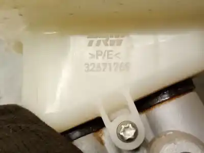 Автозапчастина б/у гальмівний насос для opel corsa f 1.2 (68) посилання на oem iam 32672071  32671769