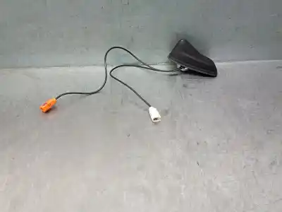 Автозапчасти б/у антенна за opel corsa f 1.2 (68) ссылки oem iam 920204072