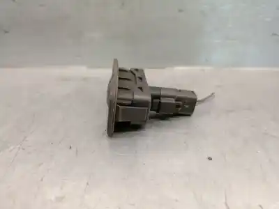 Second-hand car spare part tailgate back door handle for renault grand scénic ii (jm0/1_) 1.5 dci (jm1e) oem iam references 8200076258  8200076256