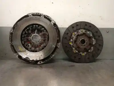 Pezzo di ricambio per auto di seconda mano KIT FRIZIONE per TOYOTA COROLLA VERSO (R1)  Riferimenti OEM IAM 124049910 3000950742 SACHS 3100105040
