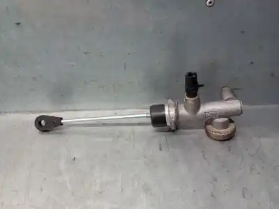 Second-hand car spare part clutch pump for chevrolet captiva (c100, c140) 2.0 d 4wd oem iam references 96625628