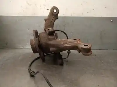 Second-hand car spare part front right knuckle for dacia duster (hs_) 1.5 dci (hsaj) oem iam references 8200881829  8200881829