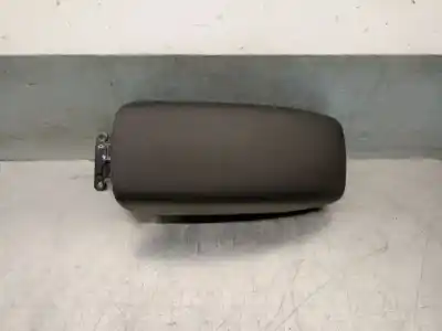 Piesă de schimb auto la mâna a doua cotiera centrala pentru hyundai i20 iii (bc3, bi3) 1.0 t-gdi hybrid 48v referințe oem iam 84660t7600nnb