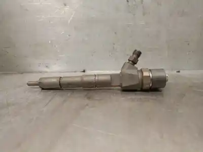 Second-hand car spare part injector for opel insignia a (g09) 2.0 cdti (68) oem iam references 821438