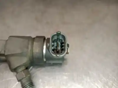 Second-hand car spare part injector for opel insignia a (g09) 2.0 cdti (68) oem iam references 821438 0445110327 bosch 821438