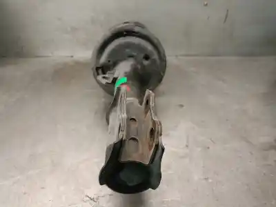 Автозапчастина б/у амортизатор передній лівий для toyota yaris (_p13_) 1.5 hybrid (nhp130_) посилання на oem iam 485200d432 03011001018 kyb 485200d432