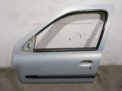 Peça sobressalente para automóvel em segunda mão porta da frente esquerda por renault clio ii (bb_, cb_) 1.2 16v (bb05, bb0w, bb11, bb27, bb2t, bb2u, bb2v, cb05,... referências oem iam 7752232795